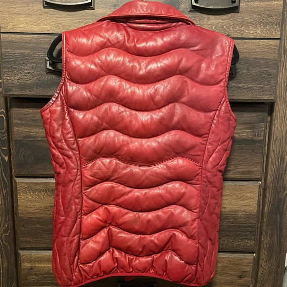 Scully Butter Leather Vest - Picture 2 of 6